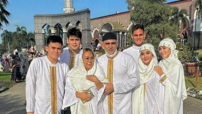 Lebaran Pertama Sejak Mualaf, Christian Rontini Rayakan Bersama Keluarga Besar Cristian Gonzales