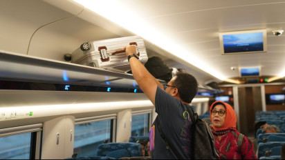 Pengamat Sesalkan Stasiun Kereta Cepat Woosh Karawang Belum Beroperasi, Potensi Besar Perekonomian Jadi Terhambat