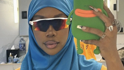 SZA Penyanyi Asal Amerika Serikat Tampil Pakai Hijab dan Gamis saat Lebaran, Ucapkan Selamat Hari Raya Idul Fitri dari Auckland