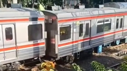 KRL Kampung Bandan-Cikarang Anjlok, Perjalanan Hanya Sampai Stasiun Angke
