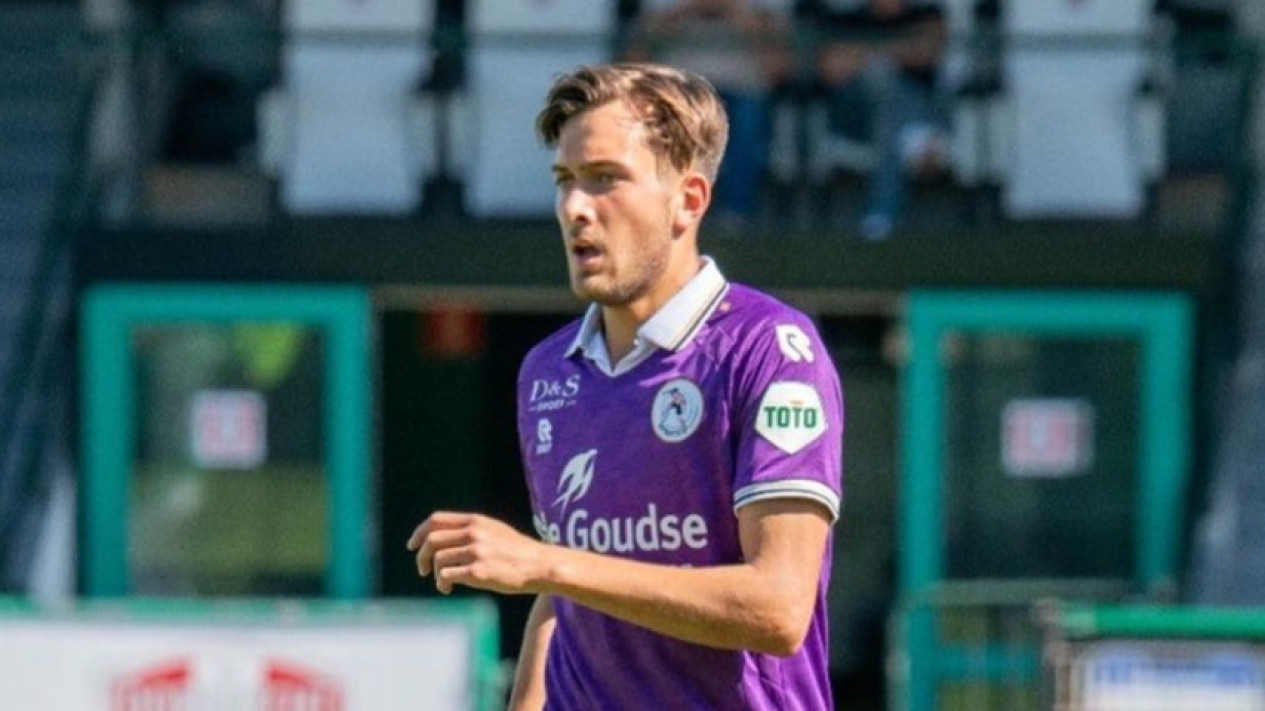 Bisa Gabung Timnas Indonesia, Ini 3 Kelebihan Dean Zandbergen Si Striker Eropa yang Dihubungi Perwakilan Kemenpora
            - galeri foto