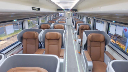 Libur Lebaran, Masyarakat Serbu Kereta Luxury, Begini Fasilitasnya