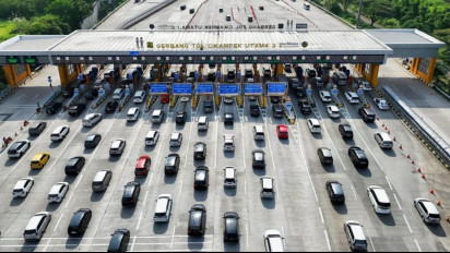 Sempat Dihentikan, Jasamarga Kembali Berlakukan Contraflow di Tol Jakarta-Cikampek di Momen Arus Balik