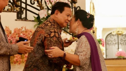 Momen Romantis Prabowo Rayakan Ulang Tahun Titiek Soeharto bersama Anaknya, Beri Ucapan Manis hingga Netizen Heboh Serukan Rujuk