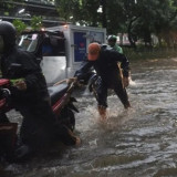 Update! Banjir Jakarta Hari Ini 8 Maret 2026: 147 RT dan 19 Ruas Jalan Masih Terendam