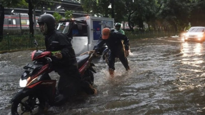 Senin Pagi, 18 RT di Jakarta Timur Terendam Banjir Akibat Luapan Kali Ciliwung