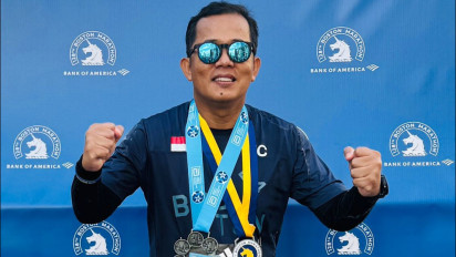 Pemred tvOnenews.com, Jurnalis Pertama Indonesia Peraih Six Star World Marathon