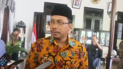 Ditetapkan Jadi Tersangka, Bupati Sidoarjo Ahmad Mudhlor Masih Ikuti Halal Bi Halal