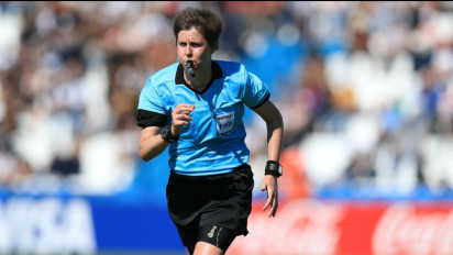 Casey Reibelt Jadi Wasit Wanita Pertama yang Pimpin Laga Piala Asia U-23 2024