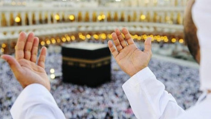 Kewajiban Manusia Terhadap Allah Adalah Melaksanakan Ibadah Haji, Bagi yang Mampu: Tafsir Surat Al Imran Ayat 97