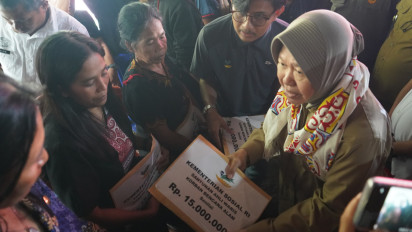 Anak Korban Longsor Minta Bantuan Ternak ke Mensos Risma