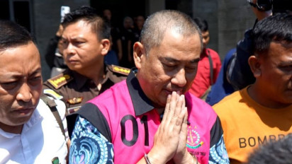 Mantan Bupati Bone Bolango Ditahan Kejati Terkait Dugaan Korupsi Bansos