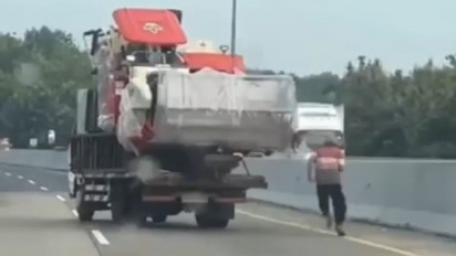 Viral Truk Lepas Kendali di Tol Semarang Gegara Sopir Lupa Angkat Hand Rem