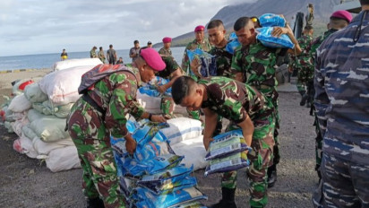 Kemensos Distribusikan Bantuan ke Korban Erupsi Gunung Ruang