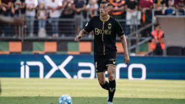 Promosi di Depan Mata, Pelatih Venezia FC Akui Senang Punya Pemain Seperti Jay Idzes