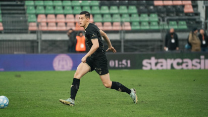 Bek Timnas Indonesia Jay Idzes Tampil Solid, Venezia Jaga Asa Promosi ke Serie A