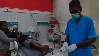 Setelah 11 Jam Dipulangkan Pihak RS, Korban Gigitan Anjing Gila di Sikka Akhirnya VAR