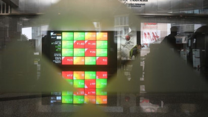 Tidak Terpengaruh Putusan MK, IHSG Justru Dibuka Menguat dan Coba Tembus Level 7.100