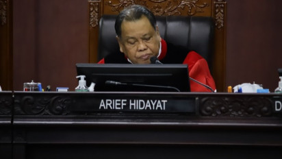 Hakim MK Sebut Dalil Gugatan Ganjar dan Anies Tidak Beralasan Hukum