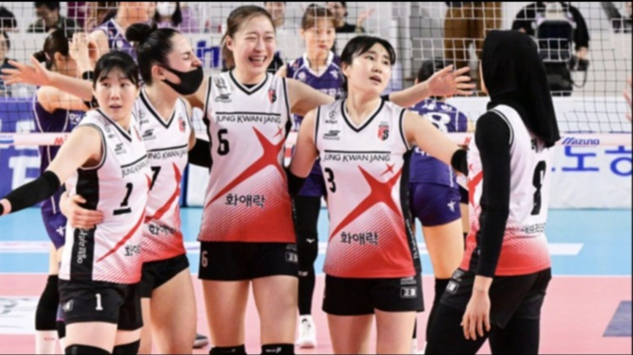 Megawati Hangestri Sampaikan Kritik Soal Timnas Voli Putri Indonesia, PBVSI Terapkan Aturan Baru di Proliga 2024
            - galeri foto