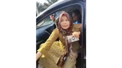 Viral Perwira Polri Pamer Senjata dan KTA Usai Tabrak Lari Mobil  Warga, Diduga Tidak Sabar Antre di Gerbang Tol