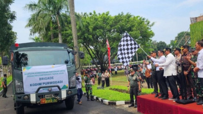Kementan Suplai 10 Ribu Unit Pompa Air Senilai Rp600 Miliar ke Jawa Tengah, Mentan Amran: Produksi Pertanian Kita Turun