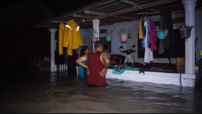 Sungai Meluap Akibat Hujan Lebat, Puluhan Rumah Warga Kota Madiun Terendam Banjir