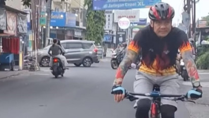 Ngaku Tak Diundang, Ganjar Tidak Hadiri Penetapan Prabowo-Gibran di KPU, Pilih Bersepeda di Sleman