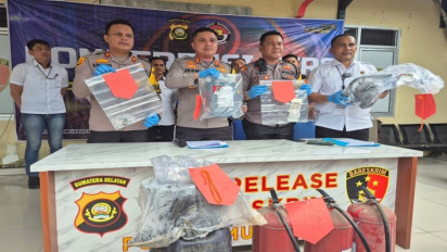 Polisi Tangkap Pelaku Penimbunan BBM Bersubsidi di Muara Enim