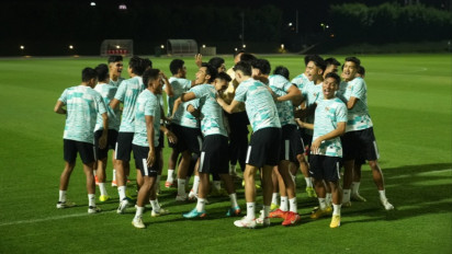 Hadapi Negara Sendiri, Media Korea Selatan Heran Shin Tae-yong Masih Bisa Tertawa di Latihan Terakhir Timnas Indonesia U-23
