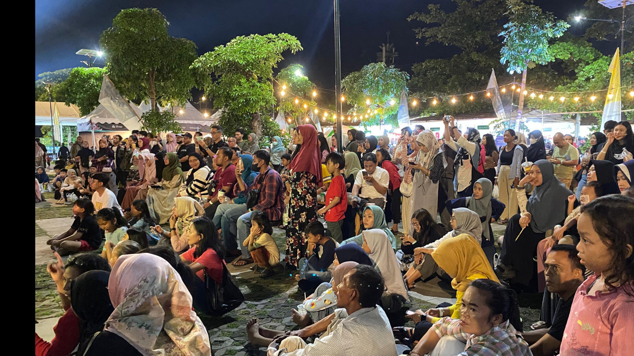 Festival Kuliner Favorit Raja-raja Mangkunegaran di Pura Mangkunegaran
            - galeri foto