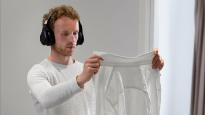 Doa Mengenakan Pakaian Baru, Lengkap dengan Latin dan Artinya