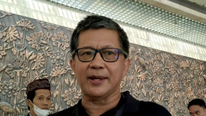 Ada Aksi Demo Mahasiswa di Kejagung, Rocky Gerung Malah Bilang Begini