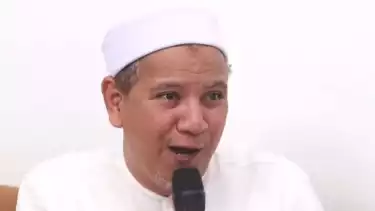 Habib Novel Alaydrus