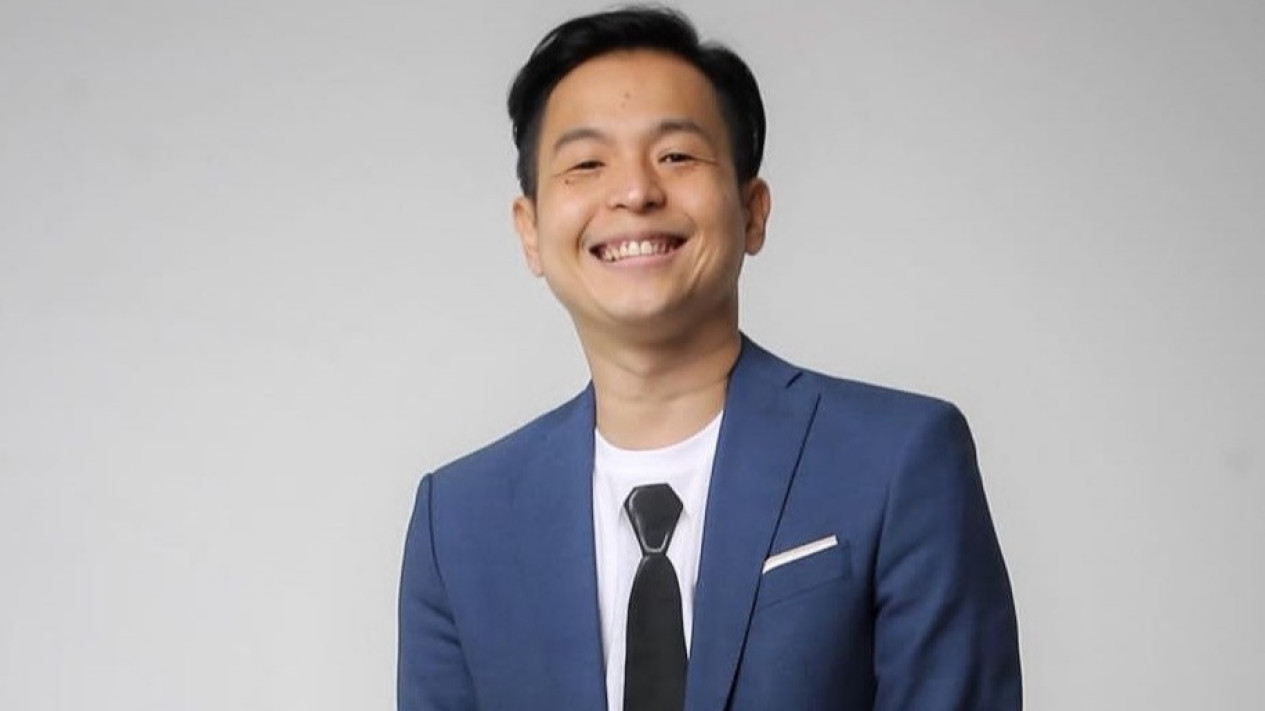 Komika Ernest Prakasa Kritik Keras Kebijakan Pajak: Stop Malakin Kelas ...
