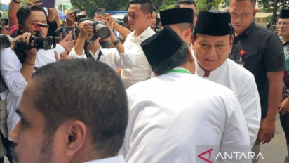 Sambangi Kantor PBNU, Prabowo Sebut Butuh Dukungan Ormas Islam Moderat dan Inklusif