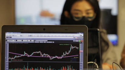 Tertolong Bursa Kawasan Asia, IHSG Dibuka Menguat Tipis di Awal Pekan