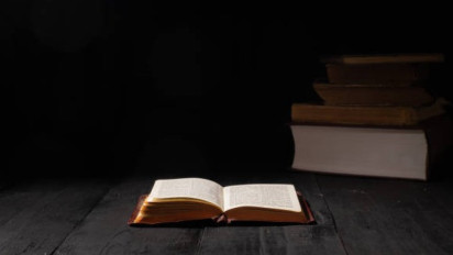 Bacaan Al-Qur'an Surat An-Nahl Ayat 76-80 Lengkap Tulisan Arab, Latin, dan Artinya