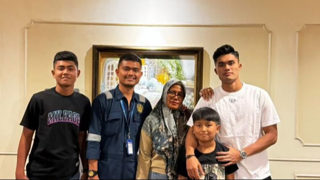 Timnas Indonesia U-23 Lakoni Semifinal Piala Asia, Orang Tua Ramadhan Sananta: Sebelum Main Selalu Video Call
            - galeri foto