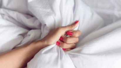 Pilih Shalat Tahajud atau Layani Suami? Kalau Paksu Minta Jatah di Sepertiga Malam, Begini Penjelasan Buya Yahya untuk Bunda