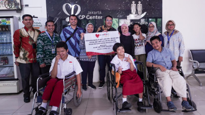 Dukung Pembangunan Berkelanjutan, Bank DKI Resmikan Kebun Hidroponik dan Serahkan Bantuan Pendidikan Bagi Penyandang Cerebral Palsy