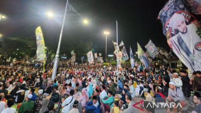 Memimpin Shalawat di Halaman Mapolda Jawa Tengah, Habib Syech Puji Pelaksanaan Pemilu 2024: Terima Kasih TNI-Polri!