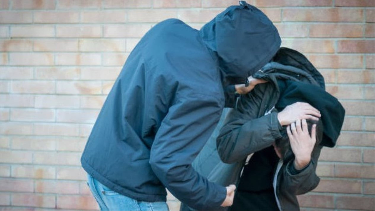 Amarah Orang Tua Korban Penganiayaan Senior di STIP, Ancam Tuntut Pihak Sekolah: Anak Saya Sehat Tiba-tiba Meninggal Dunia
            - galeri foto