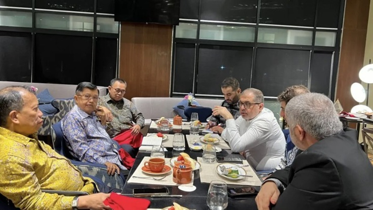 Usai Diskusi Selama 3 Jam, Hamas Minta Jusuf Kalla Memediasi Upaya Akhiri Konflik di Palestina
            - galeri foto