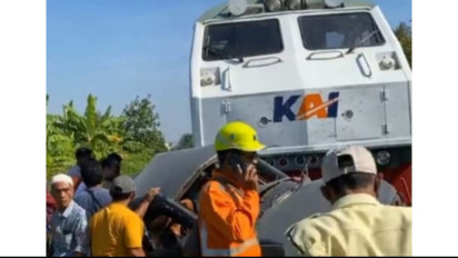 Kereta Api Pandalungan Tabrak Mobil di Pasuruan, 3 Orang Meninggal Dunia