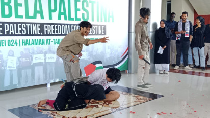 Aksi Teaterikal Bela Palestina Digelar, Mahasiswa dari Gaza Palestina Terharu Mengenang Tanah Kelahirannya Kini Dihancurkan Israel
