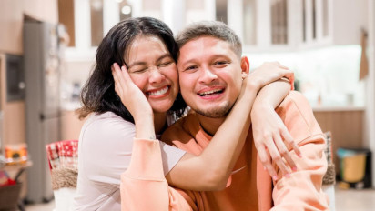 Gagal di Sepak Bola, Eks Pemain Timnas Indonesia Syamsir Alam Justru Sukses Taklukan Hati Banyak Artis Cantik, Siapa Saja? Tak Disangka…