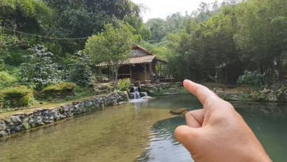 Mantan Pengusaha Ini Sudah 26 Tahun Pilih Tinggal di Tengah Hutan Subang, Tinggalkan Kehidupan Mewah dan Modern, tapi Bisa Kuliahkan Anak