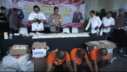 1 Juta Pil Koplo Senilai 3 M beserta Pemasoknya Diamankan Satreskoba Polres Mojokerto Kota