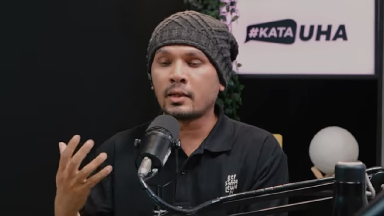 Pernah Bersama Namun Berakhir, Yuk Belajar dari Kisah Cinta Mughits dan Barirah, Ustaz Hanan Attaki Ingatkan Ini
            - galeri foto